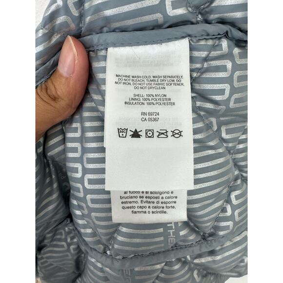 Columbia Women’s XS White Quilted Thermal Coil Omni-Heat Jacket - Picture 6 of 8